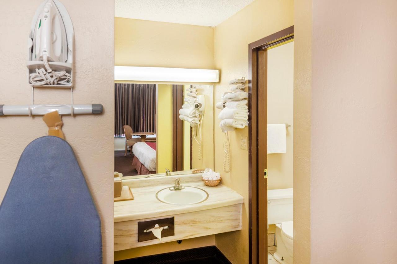 Oyo Hotel Guymon Ok Us-64 Buitenkant foto