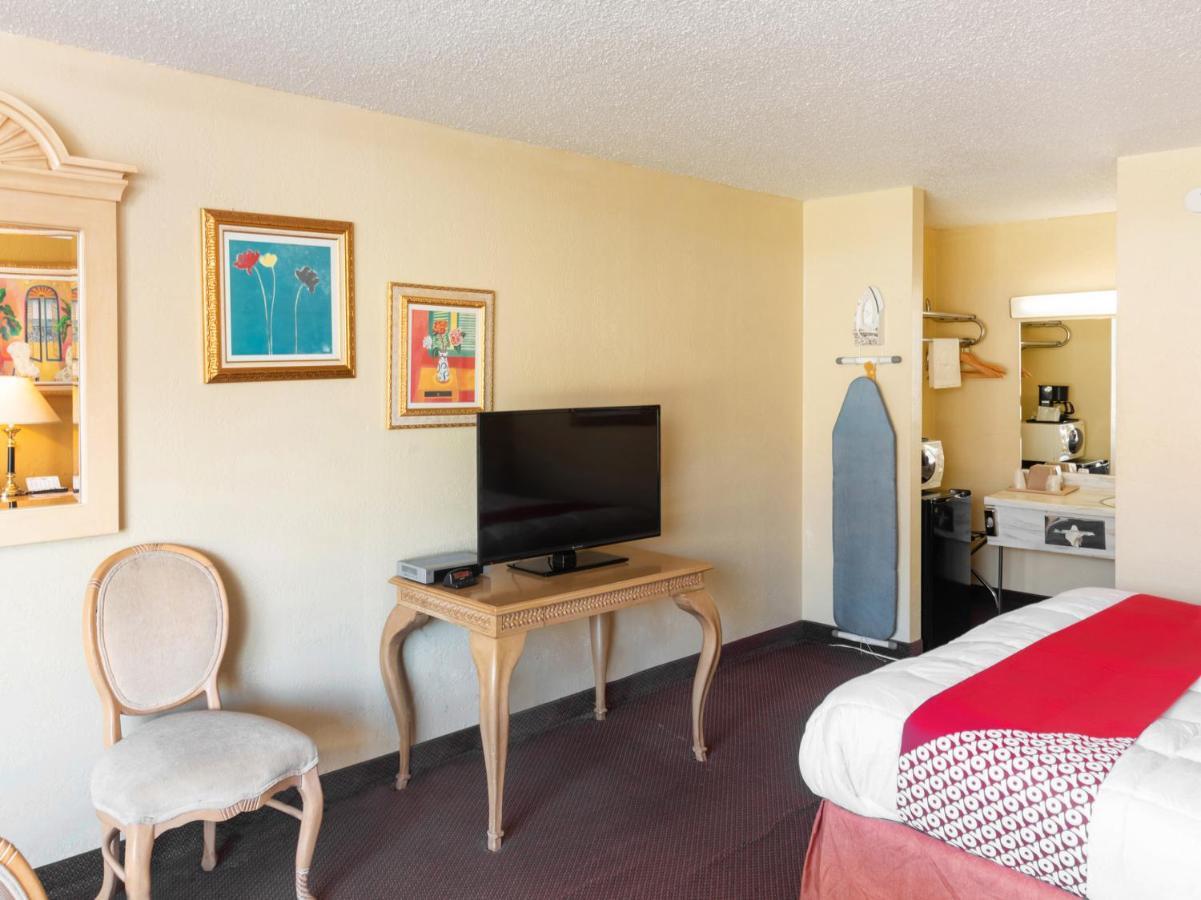 Oyo Hotel Guymon Ok Us-64 Buitenkant foto